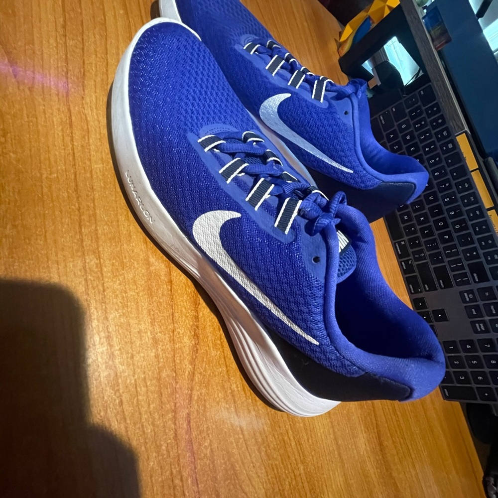 Men’s Nike Running Shoes - Size 7.5🔥 - Picture 3 of 7